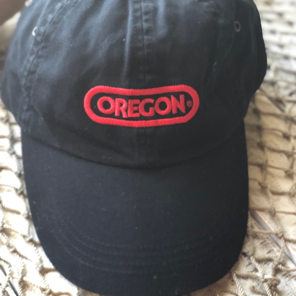 Oregon Black Adjustable Baseball Cap Hat NWOT